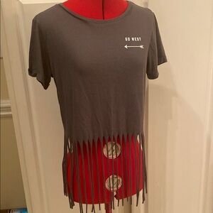 Freeze crop t-shirt with cut out details